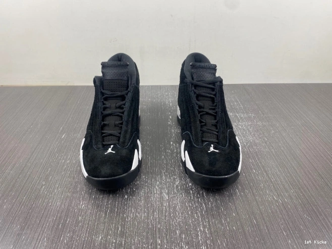 1st Kicks Comfortable 487471- 14 Red Black White 701 Jordan Air University 1121